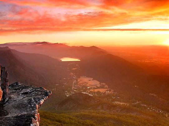 Enjoy the Sunrise View at Boroka Lookout