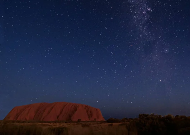 Can You See the Milky Way Clearly From Ayers Rock Resort?